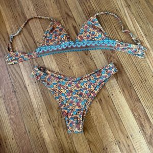 Floral bikini set